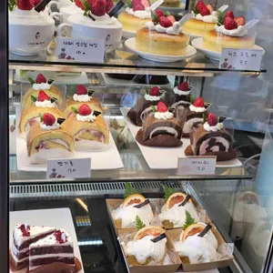 롱블랙 리뷰 사진