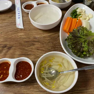 와글와글 족발 사진 1