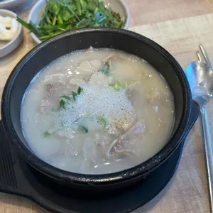 밀양순대돼지국밥 대표 사진