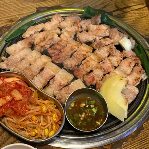 진성삼겹살 사진 1