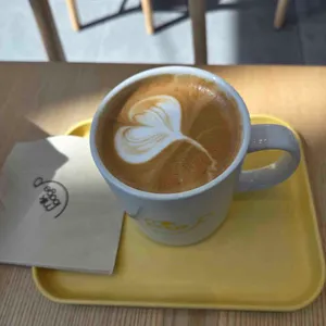 밀크로지커피 사진