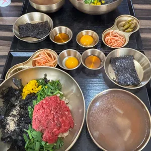 두남리들기름육회비빔 사진 1