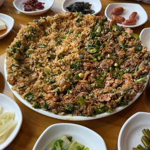 강릉엄지네꼬막집 사진