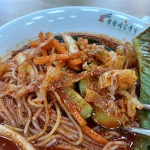 망향비빔국수 대표 사진