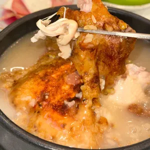 유씨네 본가누룽지삼계탕 사진 1