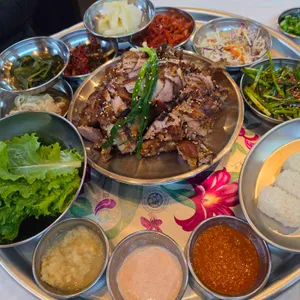 완미족발 사진