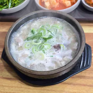 명촌장수국밥 대표 사진