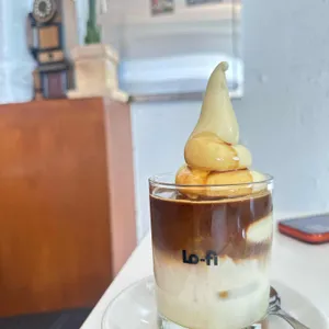 로파이 커피 로스터스 사진