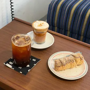 에이지트 커피 사진