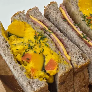 샐러드밥 사진 2