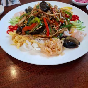 향연 대표 사진