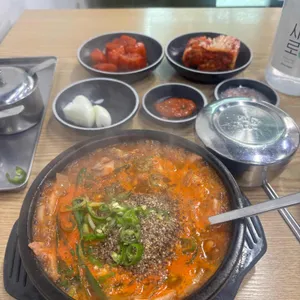 도담순대국 사진
