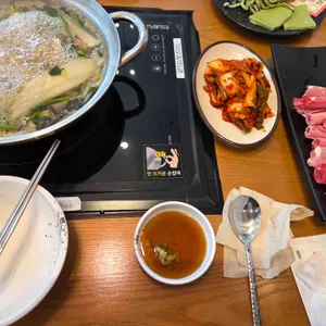 담구리샤브칼국수 사진 1