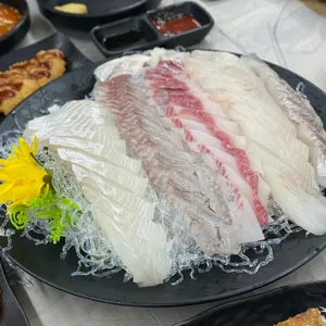 회사랑 신해불이 사진