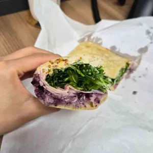 lyfe deli 사진 1