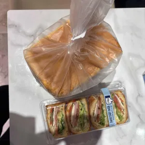 파리바게뜨 대표 사진