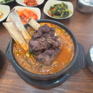 설반 대표 사진