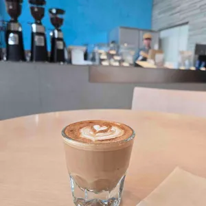 블루보틀 홍대 팝업 카페 사진