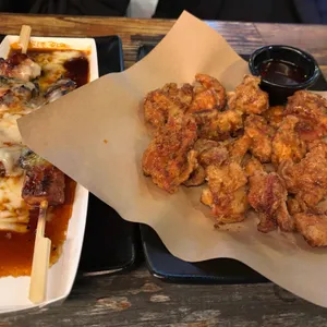 태릉꼬치앤통닭 대표 사진