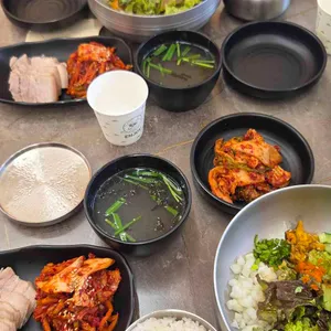 김경자 원조손칼국수&보쌈 대표 사진