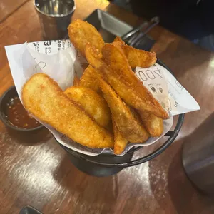 교촌치킨 사진