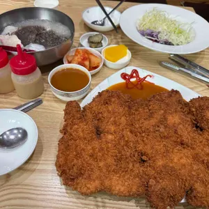 수제돈가스 사진 1