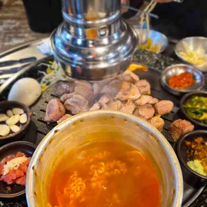 조연탄 대표 사진
