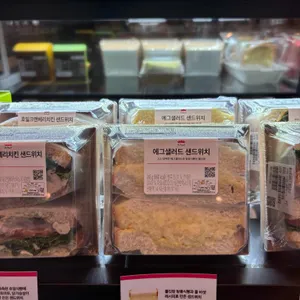 폴 바셋 리뷰 사진