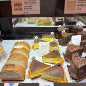 폴 바셋 리뷰 사진