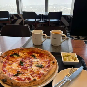 폴 바셋 리뷰 사진