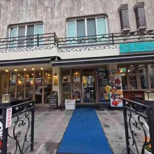 반고흐 카페 대표 사진
