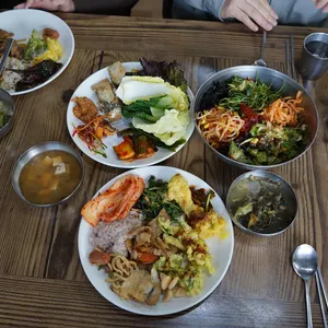 맛깔뷔페 사진 1