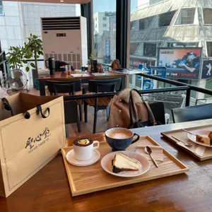 카페넬롱 리뷰 사진