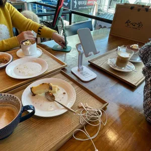 카페넬롱 리뷰 사진