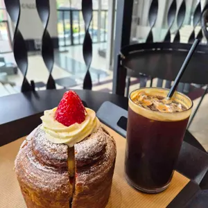 칼리오페 사진 1