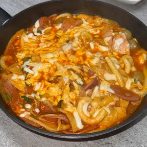 땅스부대찌개 사진 1