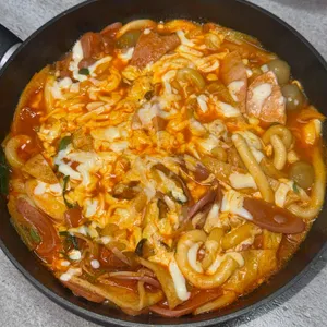 땅스부대찌개 사진 2