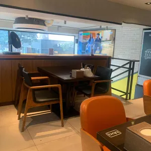 BBQ치킨 대표 사진