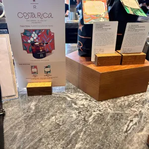 스타벅스 리저브 대표 사진