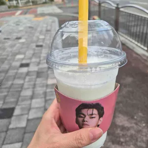 컴포즈커피 사진