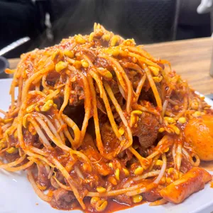24시뼈다귀감자탕 사진