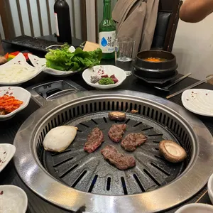 청송한우타운 대전유성 본점 사진 1