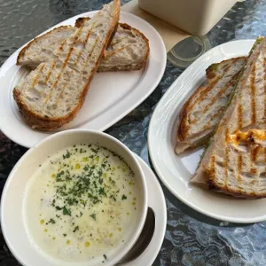 더티도우 더 마마스 사진