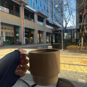 더티도우 더 마마스 대표 사진