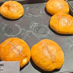 곤트란쉐리에 리뷰 사진