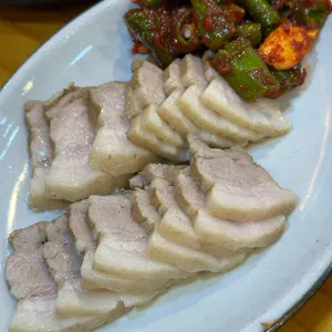 비학산 보리밥생칼국수 대표 사진