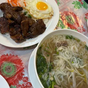 호앙비엣 사진 1