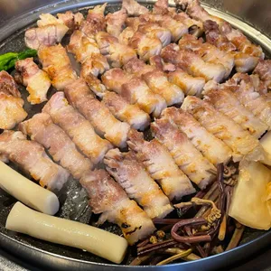 고기굽는남자 사진 1