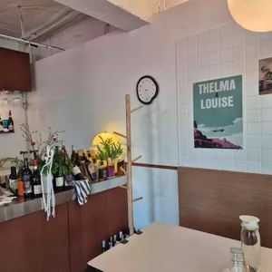 위클리 테이블 리뷰 사진