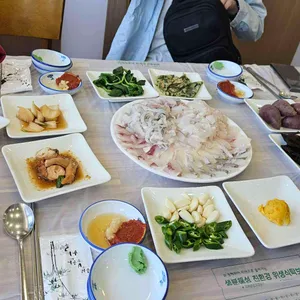 진주횟집 사진 1